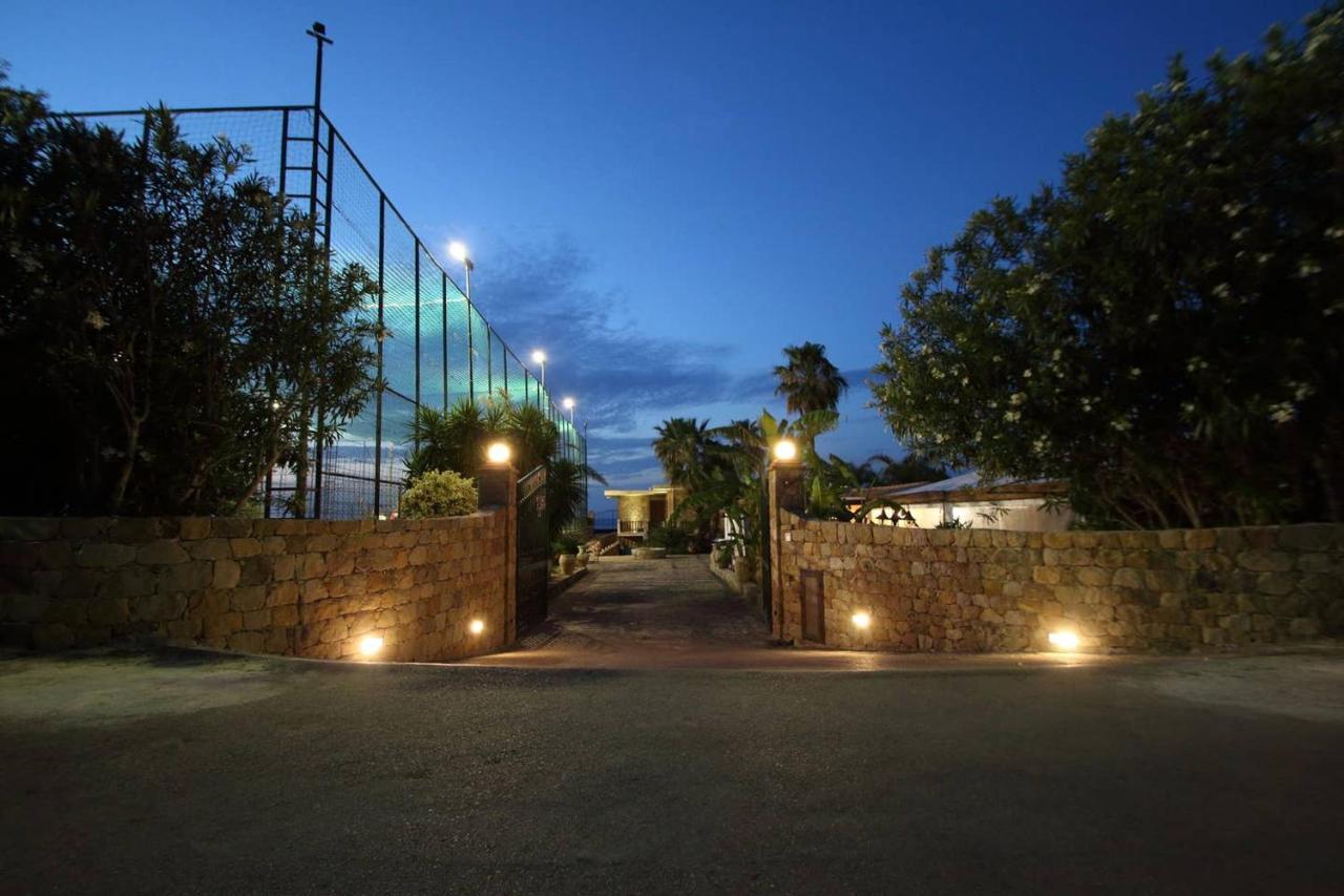 Il Geranio - Resort & Suites Acquedolci Exterior photo