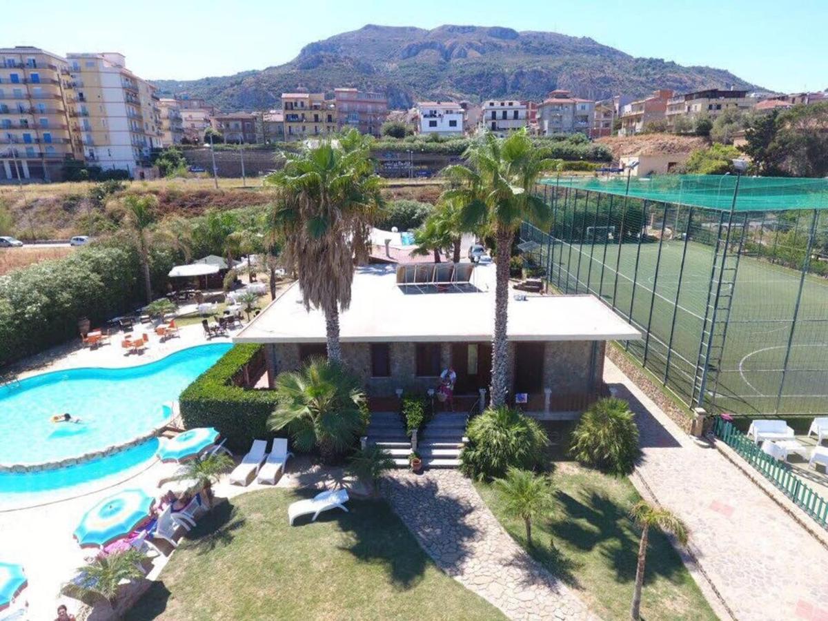 Il Geranio - Resort & Suites Acquedolci Exterior photo